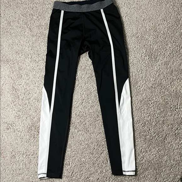 Derek Lam 10 Crosby X Athleta Black White Workout Athletic Leggings Size Medium - Picture 4 of 9